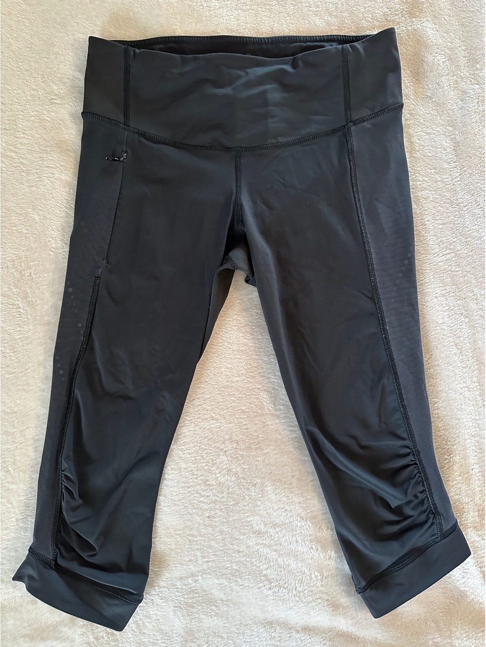 Lululemon "Stop At Nothing" Cropped Running Leggings - Size 6